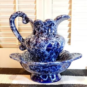 Vintage Pitcher and Basin Home Decor